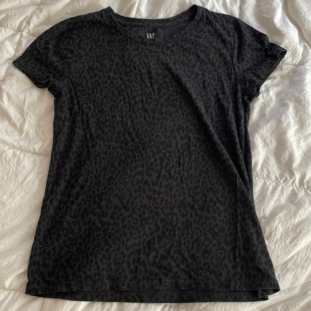 Medium leopard T-shirt from gap